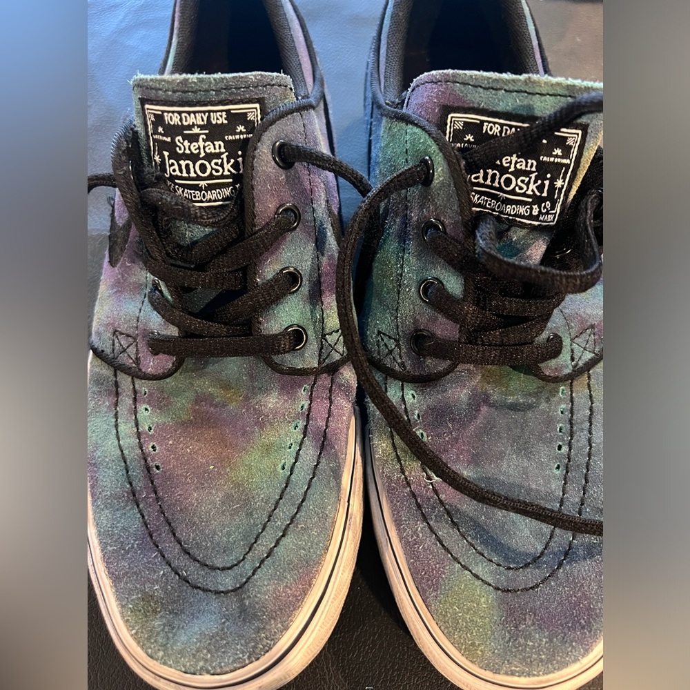 Nike SB Stefan Janoski. Nebula brushed suede Boys 5Y 689309-001 Skateboard